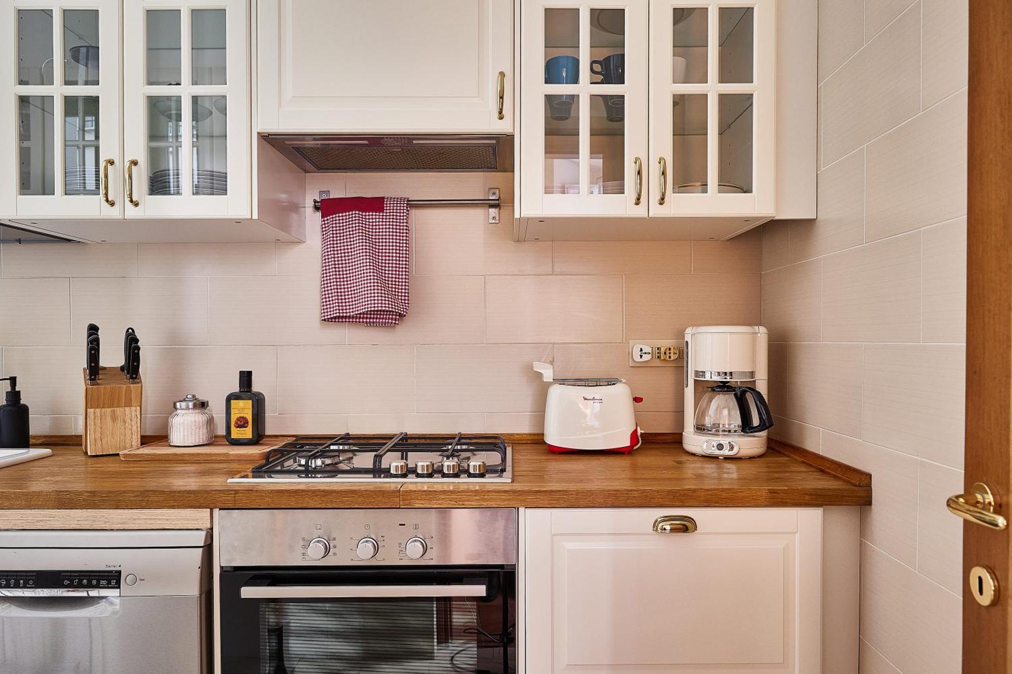 Appartamento Trasteverehome - Elegant Near Navona Square